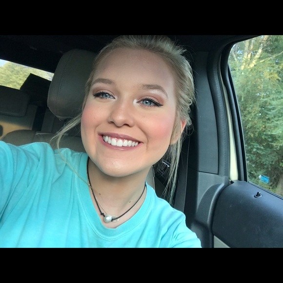 Meet your Posher, Callie - Picture 3 of 3